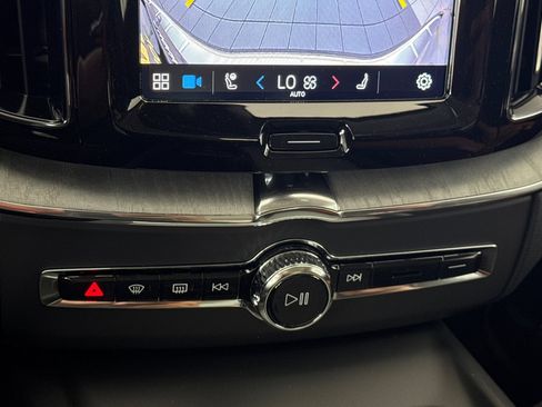 New 2025 Volvo XC60 T8 Plus w/ Protection Package Premier image 24
