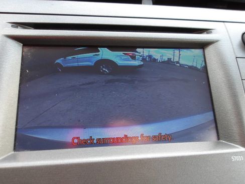 Used 2015 Toyota Prius Two image 24