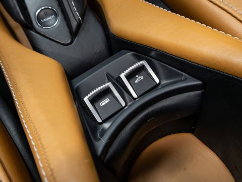 Used 2019 McLaren 720S Luxury image 77