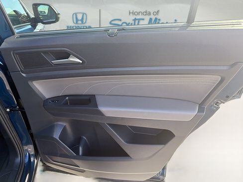 Used 2022 Volkswagen Atlas SE image 30