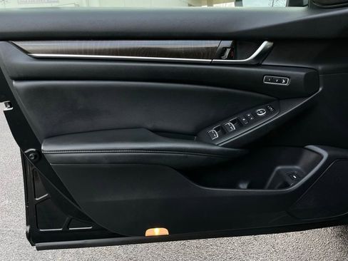 Certified 2021 Honda Accord EX-L image 24