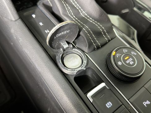 Used 2022 Volkswagen Atlas SE image 15