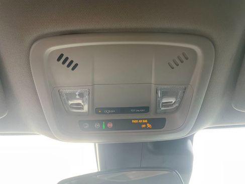 Used 2024 Chevrolet Malibu LT image 23