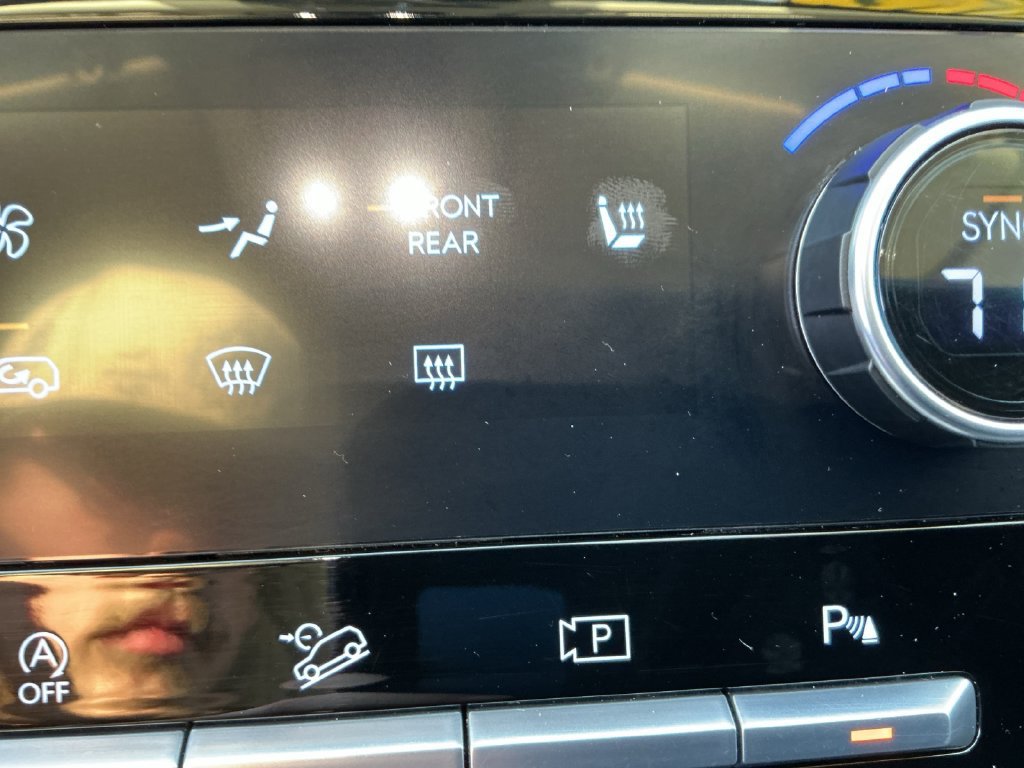 Used 2025 Hyundai Santa Fe SEL AWD/4WD image 20