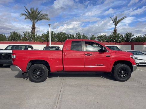 Used 2014 Toyota Tundra SR5 image 3