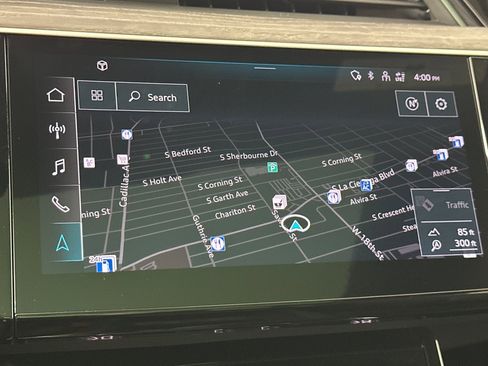 Used 2023 Audi e-tron Premium w/ Convenience Plus Package image 18