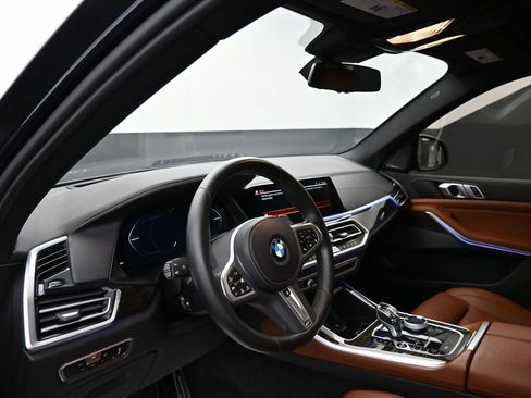 Certified 2023 BMW X5 M50i w/ Executive Package image 11