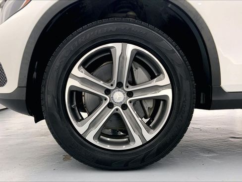 Used 2017 Mercedes-Benz GLC 300 image 8