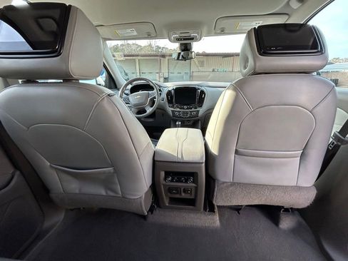 Used 2019 Chevrolet Traverse Premier w/ Driver Confidence II Package image 33