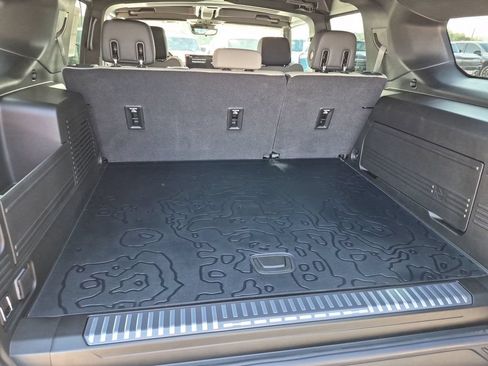 New 2026 GMC Hummer EV SUV AWD/4WD image 39