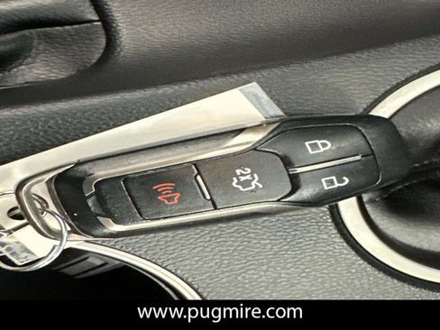 Used 2017 Ford Mustang Shelby GT350 w/ Electronics Package image 32