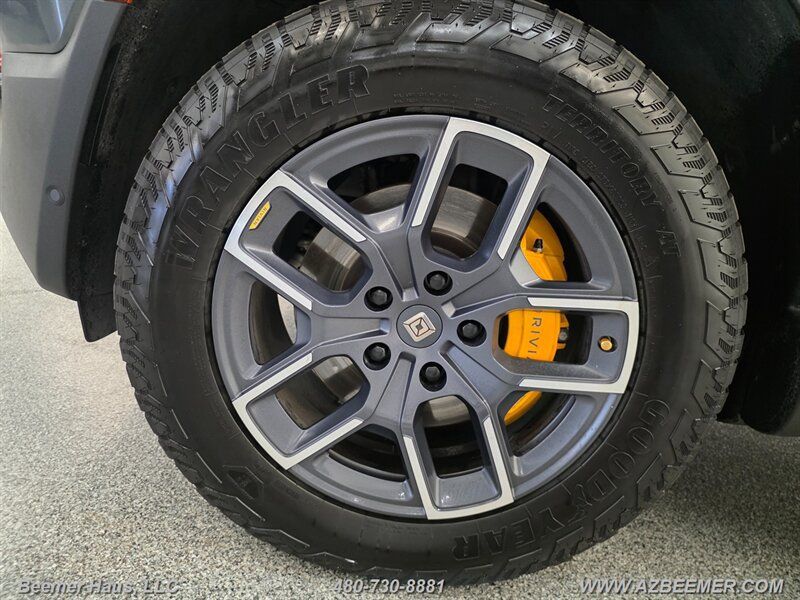 Used 2022 Rivian R1T Adventure AWD/4WD image 16