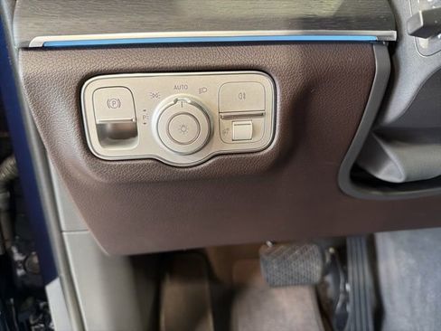 Used 2020 Mercedes-Benz GLE 350 4MATIC image 11