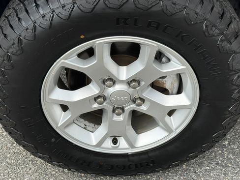 Used 2021 Jeep Wrangler Unlimited Sport AWD/4WD image 72