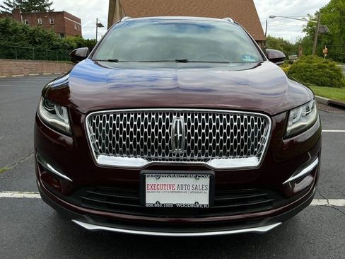 Used 2019 Lincoln MKC Premiere AWD/4WD image 2