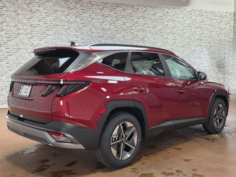 New 2026 Hyundai Tucson SEL FWD image 8