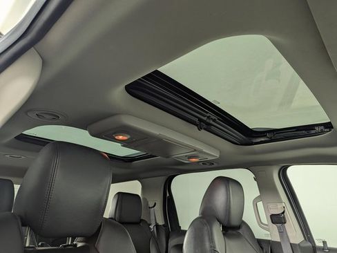 Used 2012 GMC Acadia Denali image 24