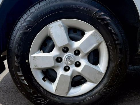 Used 2012 Nissan Rogue S image 6