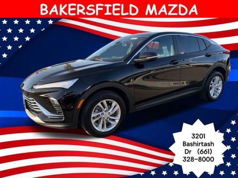 Used 2025 Buick Envista Sport Touring FWD image 1