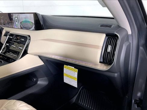 New 2026 Nissan Armada Platinum Reserve image 21