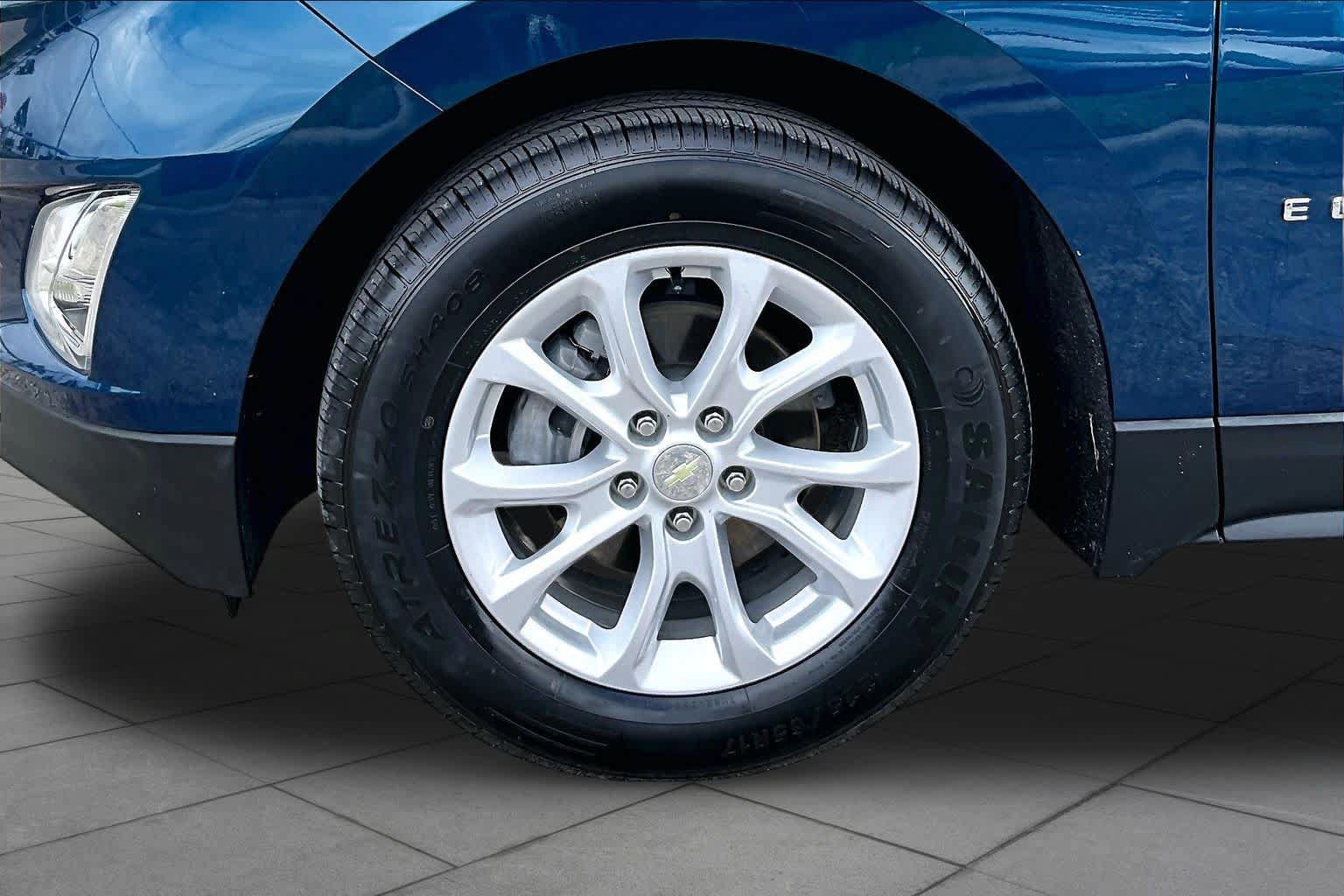 Used 2020 Chevrolet Equinox LT FWD image 11