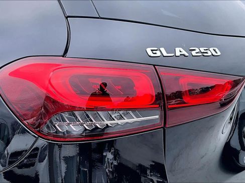 Used 2023 Mercedes-Benz GLA 250 image 27