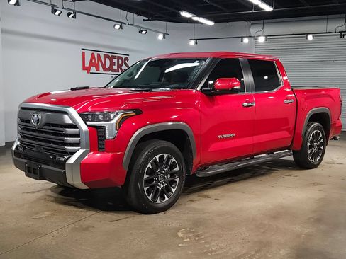 Used 2024 Toyota Tundra Limited AWD/4WD image 3