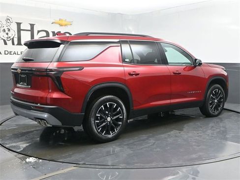 New 2026 Chevrolet Traverse LT w/ Sun and Wheel Package image 29