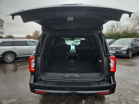 Used 2023 Ford Expedition Limited image 9