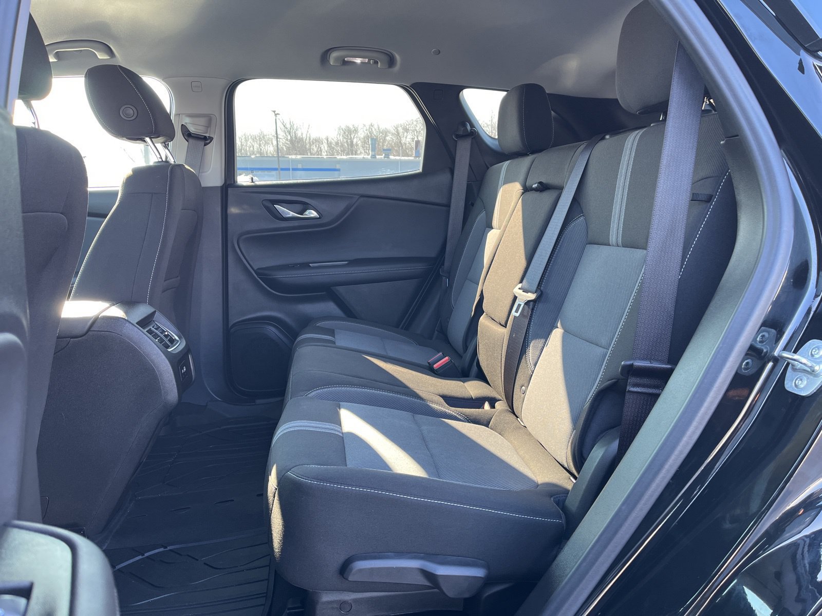 New 2025 Chevrolet Blazer LT w/ Convenience Package AWD/4WD image 16
