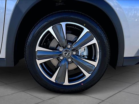 New 2026 Lexus UX 300h FWD image 9