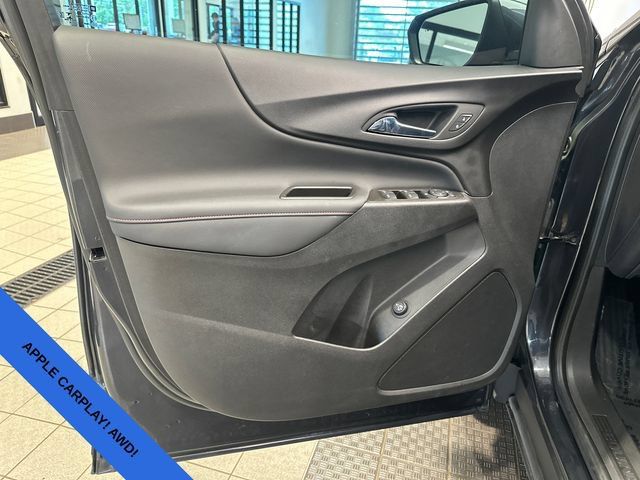 Used 2023 Chevrolet Equinox RS AWD/4WD image 11