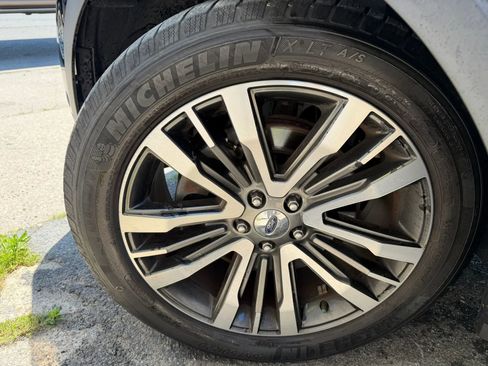 Used 2016 Ford Explorer Platinum AWD/4WD image 29