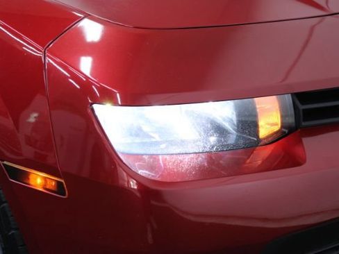 Used 2015 Chevrolet Camaro LT RWD image 26