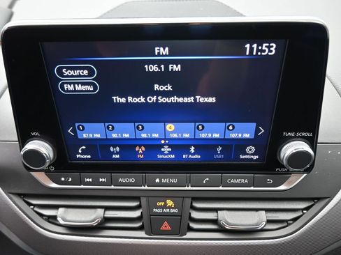 Used 2023 Nissan Altima 2.5 SR FWD image 3