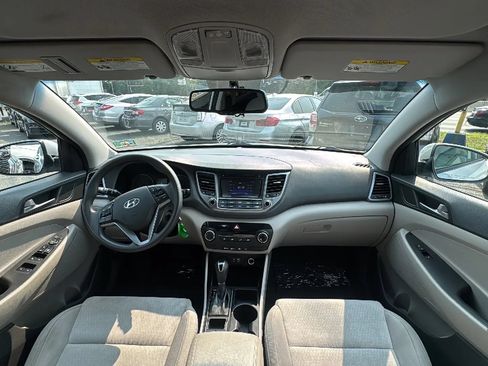 Used 2016 Hyundai Tucson SE w/ Option Group 02 FWD image 22