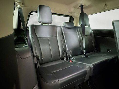 Used 2023 Ford Expedition Max XLT image 33