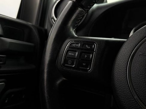 Used 2011 Jeep Wrangler Rubicon w/ PWR Convenience Group AWD/4WD image 7
