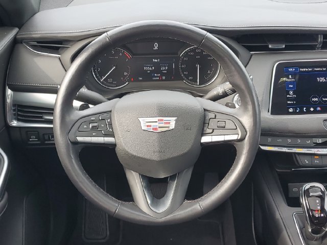 Certified 2023 Cadillac XT4 Premium Luxury w/ Cold Weather Package AWD/4WD image 30