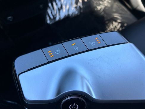 Used 2024 Kia EV6 Light AWD/4WD image 37