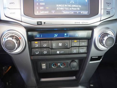 Used 2018 Toyota 4Runner Limited RWD image 29