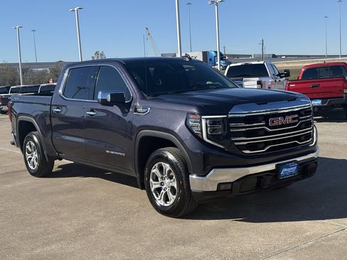 Used 2024 GMC Sierra 1500 SLT image 5