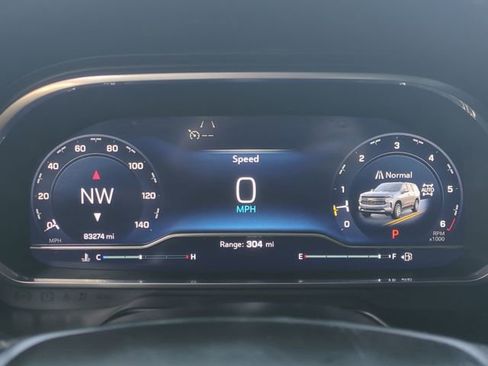Used 2023 Chevrolet Suburban Premier AWD/4WD image 32