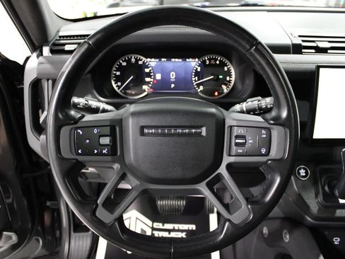 Used 2023 Land Rover Defender 130 X-Dynamic SE AWD/4WD image 41