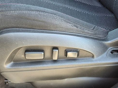 Used 2016 Chevrolet Equinox LT w/ Convenience Package image 12