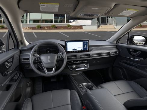 New 2026 Lincoln Corsair Reserve image 9