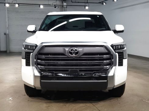 Used 2025 Toyota Tundra Limited image 2