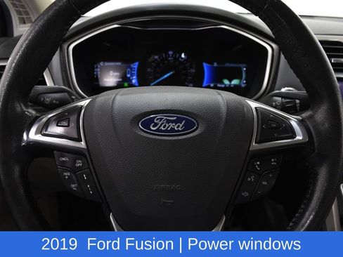 Used 2019 Ford Fusion SEL FWD image 10