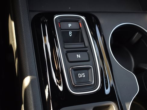 Certified 2023 Honda Pilot Sport image 24