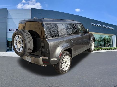 New 2026 Land Rover Defender 110 S AWD/4WD image 8